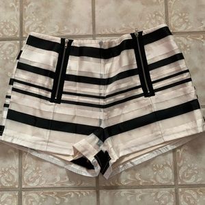 JOA Los Angeles boy shorts striped black/cream